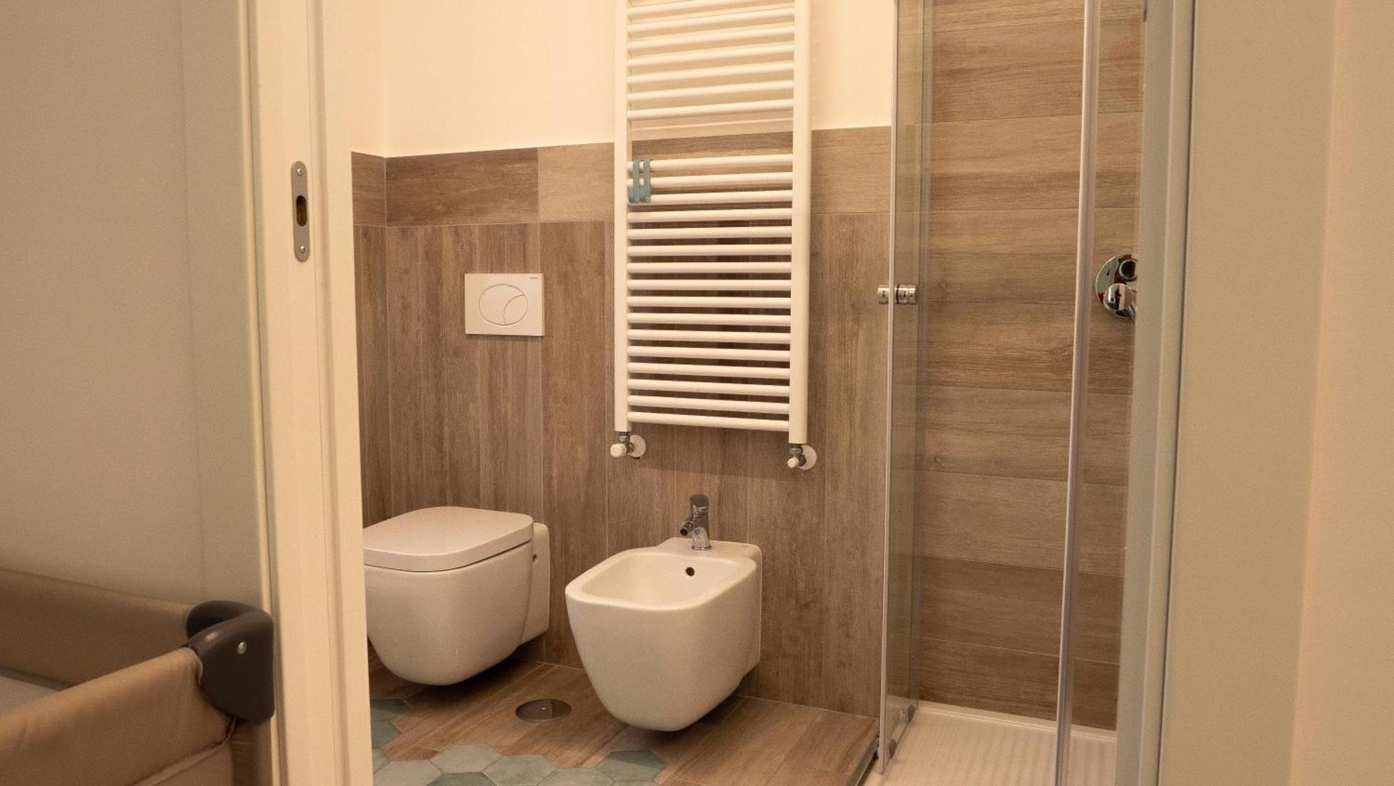 Wanderlust Guesthouse Gaeta Ngoại thất bức ảnh