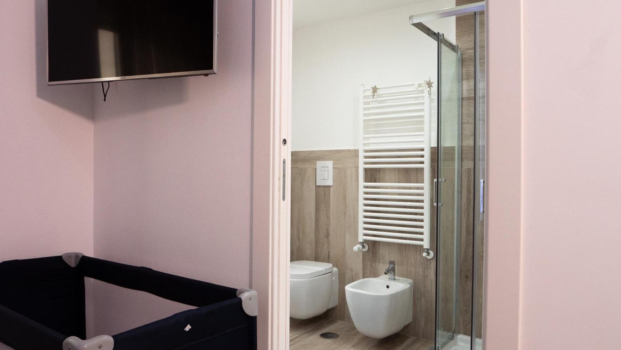 Wanderlust Guesthouse Gaeta Ngoại thất bức ảnh